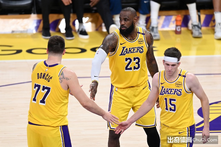 巨星级盛宴,超级巨星三,获大满贯,问鼎娱乐,问鼎娱乐平台,问鼎娱乐官网